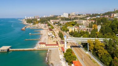 Karadeniz kıyısındaki tatil beldesinde İHA görüntüsü