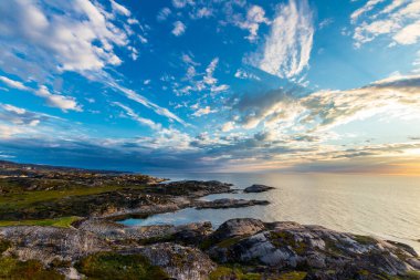 Barents Denizi 'ndeki güzel kutup yazı manzarası