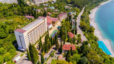 Karadeniz kıyısındaki tatil beldesinde İHA görüntüsü