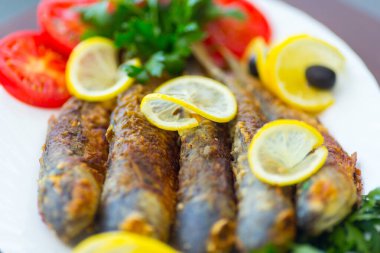 Limonlu lezzetli balık, yakından bak..