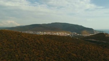 Karadeniz kıyısındaki tatil beldesinde İHA görüntüsü