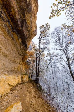 Sonbaharın başlarında Kafkasya dağlarına ilk kar yağacak..