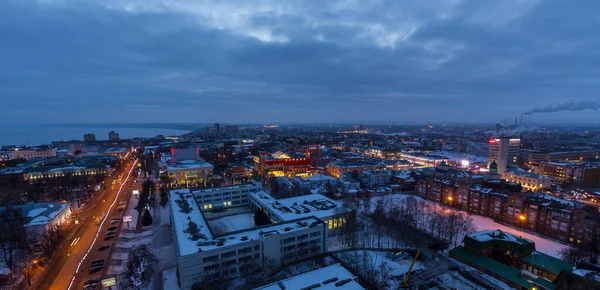 RUSSIA, ULYANOVSK - HAZİRAN 05, 2018: Buz şehre yeni yıl tatilinde geldi — Stok fotoğraf