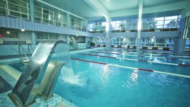 Yüzme Havuzu, temiz su, İçişleri, mavi rahatlatıcı