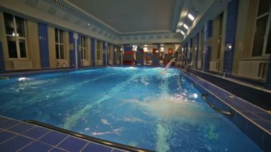 Yüzme Havuzu, temiz su, İçişleri, mavi rahatlatıcı