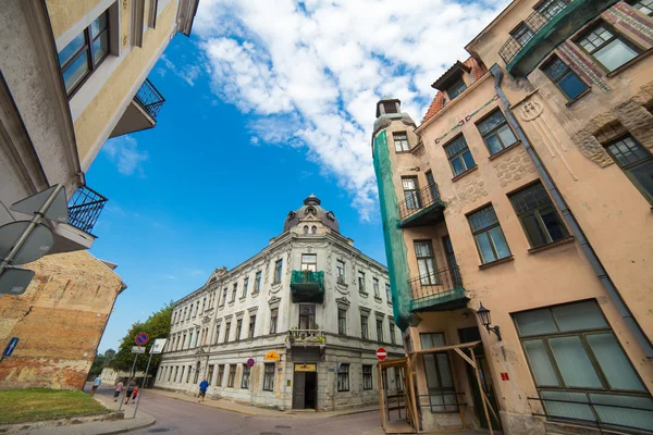 Ulice i domy Ventspils Łotwa — Zdjęcie stockowe
