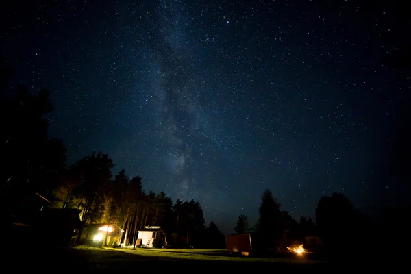 Noche estrellado cielo escena — Foto de Stock