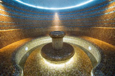 Su sıcak banyo Türk sauna iç Hamam odası döşeli