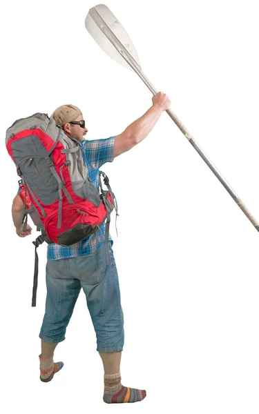 Homem turístico com mochila e remo — Fotografia de Stock