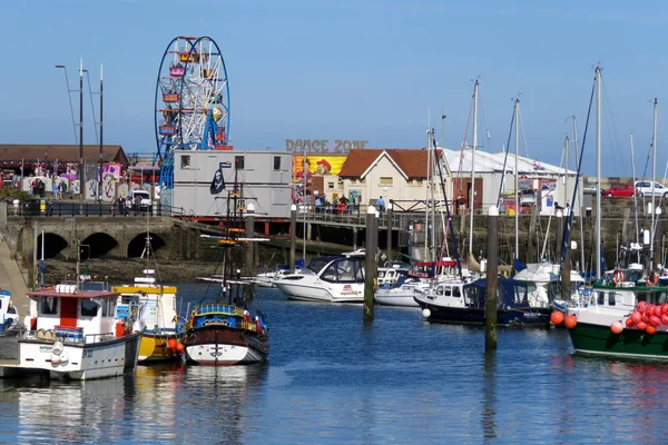 Verão em Scarborough Harbour — Fotografia de Stock