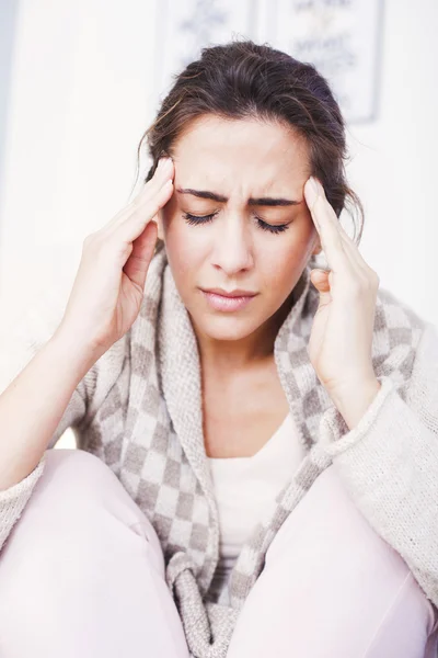 Sick woman caught cold — Stock Photo, Image