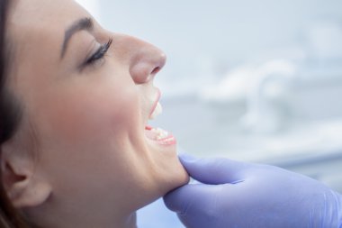 Eylem erkek diş hekimi