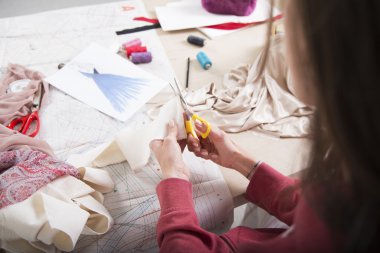 taylor kesim kumaş scissor.cutting kumaş taylor makasla kullanma