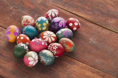 Renkli Paskalya yumurtaları 