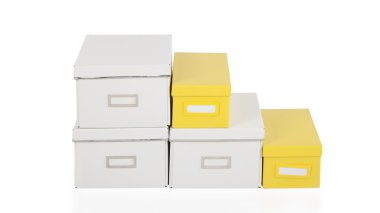 Beyaz arka plan üzerinde izole kutuları