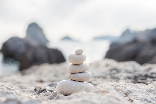 Balance stones on sea coast