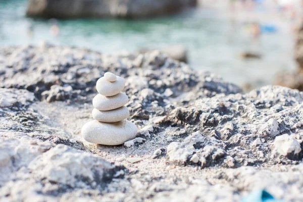 Balance stones on sea coast