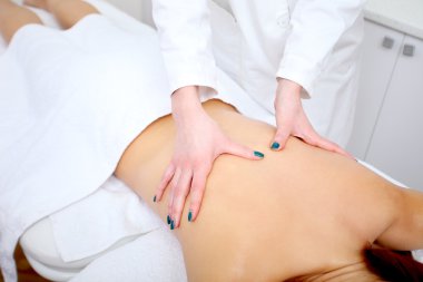 Kadın Sırt Masajı