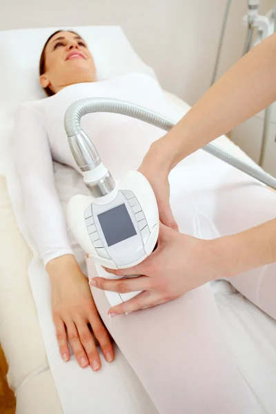 Woman having a treatment against cellulite with LPG machine — Stock Photo, Image