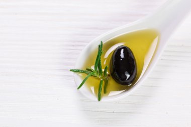 Yağlar vintage ahşap zemin üzerinde. sağlıklı gıda 