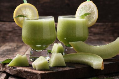 taze kavun yüzlü cam ahşap tablo