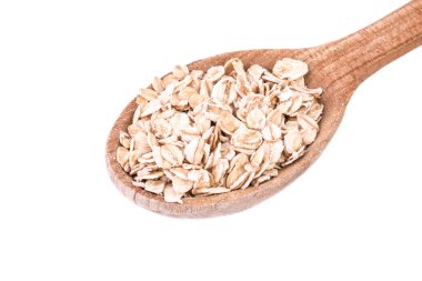 Beyaz arka plan üzerinde sağlıklı gıda izole yulaf gevreği