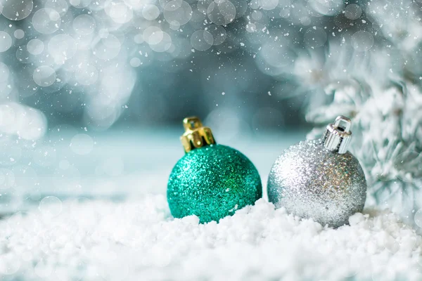 Fundo de Natal com decorações na placa de madeira. Foco suave . — Fotografia de Stock