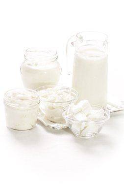 Süt ve süt ürünleri, ahşap masa üzerinde sağlıklı gıda