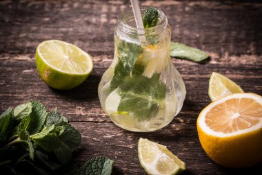 Ahşap masa, sağlıklı kavramı tazelik içki