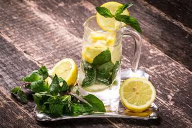 Ahşap masa, sağlıklı kavramı tazelik içki