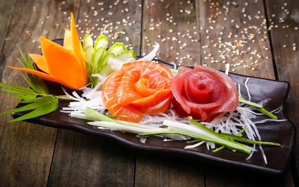 raw fish salad, sashimi decor