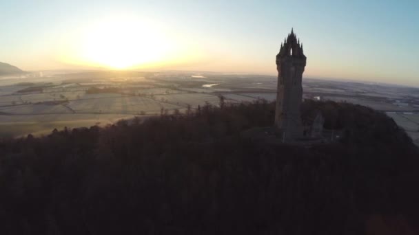 Aerial shot of the Wallace Monument in Scotland — Stock Video