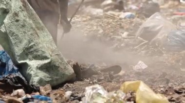 Afrika evsizi çöp uç, Moshi, Kenya, Mart 2013 arıyorsunuz