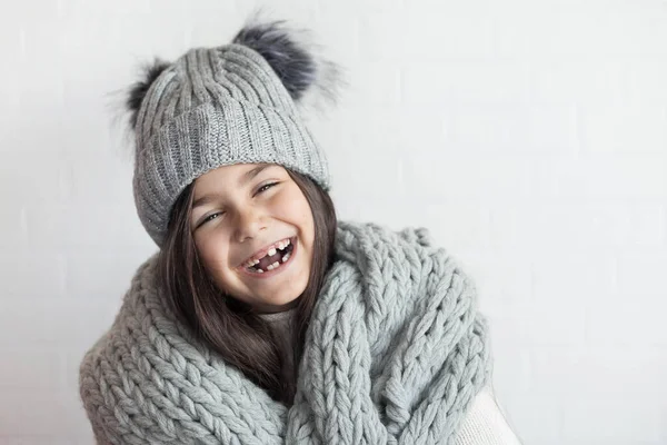 Close Portrait Beautiful Young Woman Warm Clothing — Stock Photo, Image