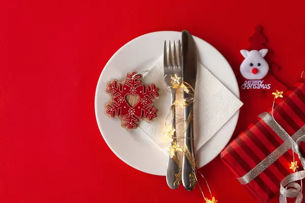 Served Christmas Table Scratched Decorative Symbols Red Background — Stock Photo, Image