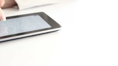 Dijital tablet üzerinde okuma
