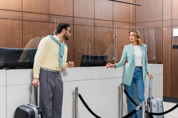 Young Interracial Couple Standing Baggage Hotel Lobby — Stock Photo, Image