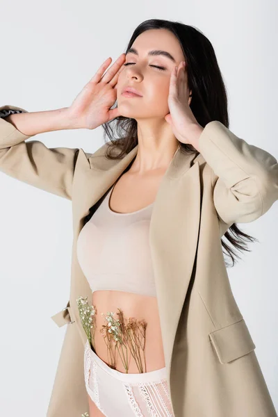 Pretty Model Blazer Crop Top Panties Blooming Flowers Posing Isolated — Stock Photo, Image