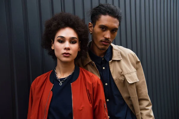 African American Couple Trendy Jackets Posing — Stock Photo, Image