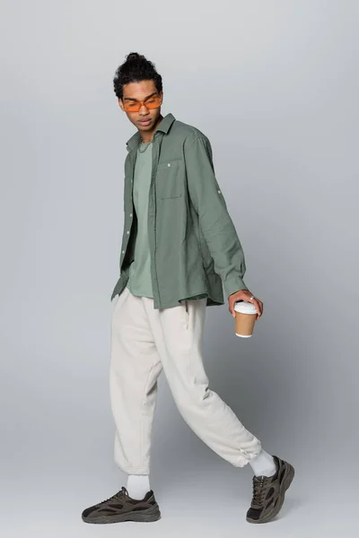 Full Length View Stylish African American Guy Walking Coffee Grey — Fotografia de Stock