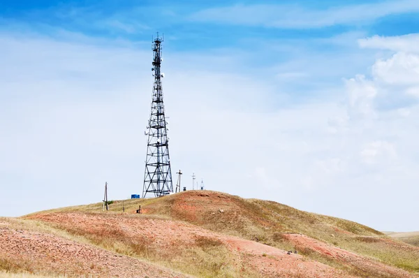 Torre del telefono cellulare — Foto Stock