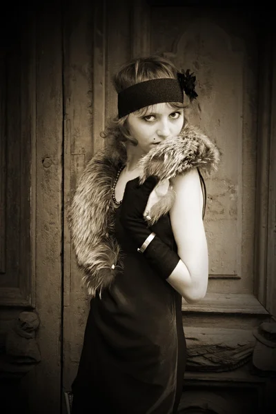 Ragazza con un vestito vintage. Stile retrò . — Foto Stock