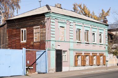 Orenburg Gorki Caddesi üzerinde eski ev