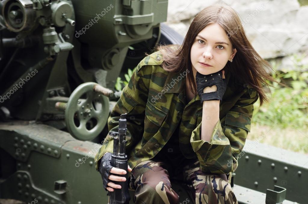 Ебля, брюнетки в военной форме фото