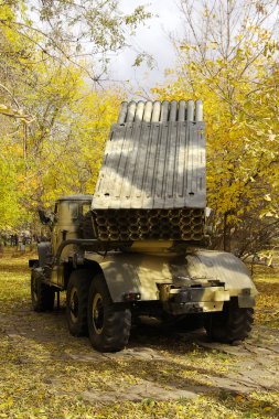 Rus çoklu roket atar Bm-21 
