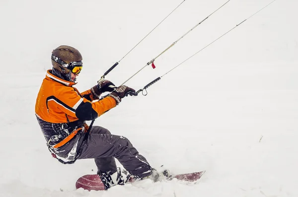 Snowboardista na koni kite — Stock fotografie