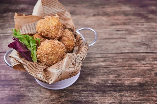 ApPEZER CROQUETTE HAM Ev yapımı ahşap masa