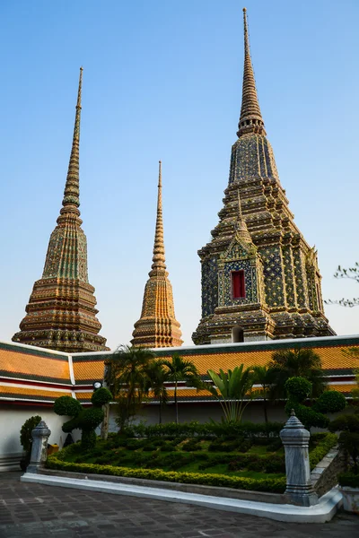 Pagoda Wat Pho templo, Banguecoque na Tailândia — Fotografia de Stock