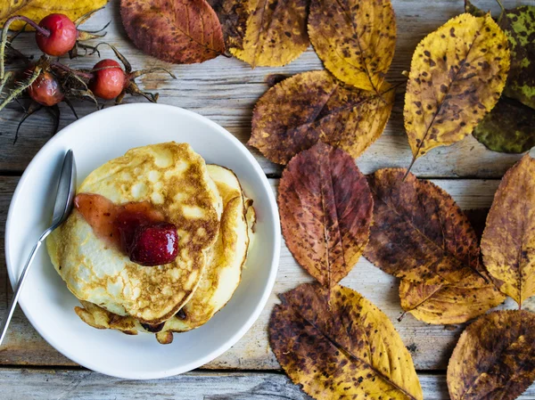 Pancakes on the autumn background — Stock Photo, Image