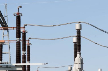 Elektrik şirketi. Elektrik endüstrisinin kabloları ve makineleri.